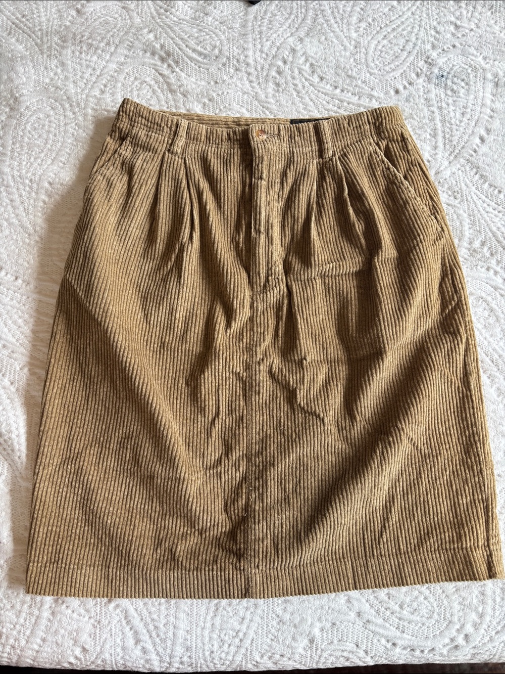 Vintage Eddie Bauer 100% Cotton Beige Tan Corduroy Pencil Skirt Size 14